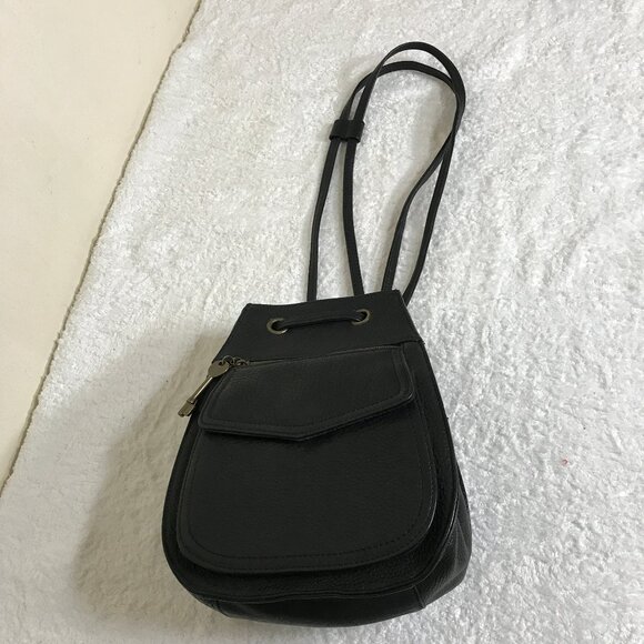 Fossil Black Leather 10" x 7.5" Small Drawstring Backpack With Key - Picture 1 of 15